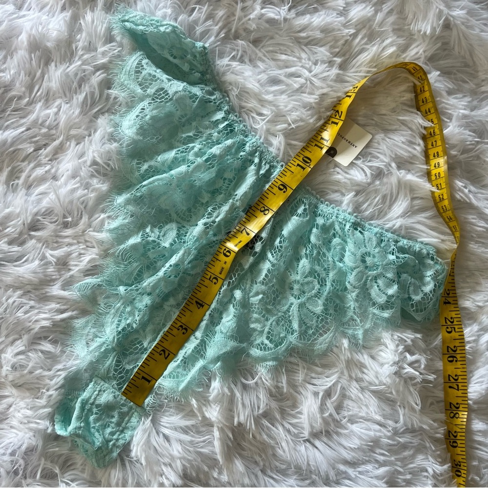 Anthro Ruffle Lace Panty - Picture 7 of 7